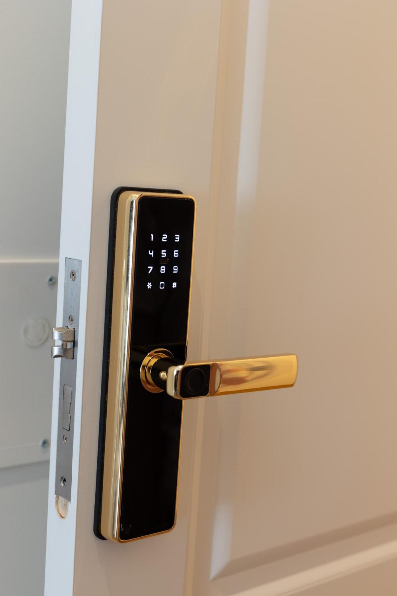 De Vince Suites - Luxury Rooms - Roma Termini Luaran gambar